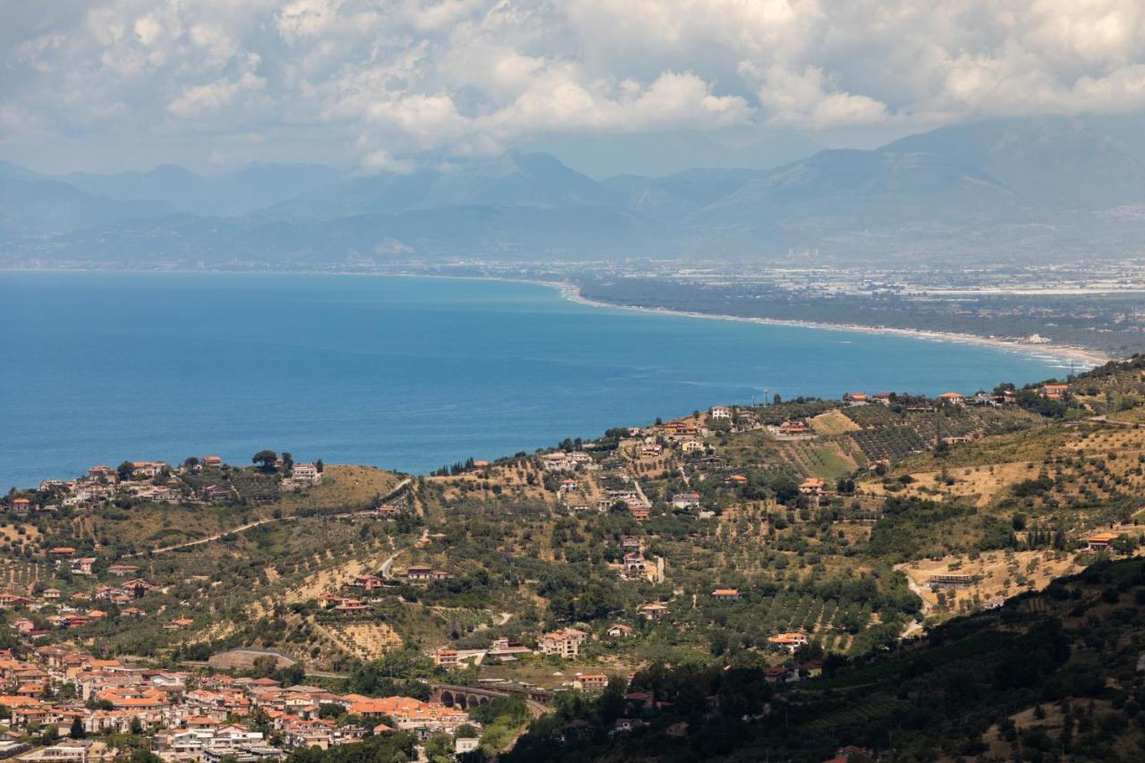 Casale San Martino Bed & Breakfast Laureana Cilento Eksteriør bilde